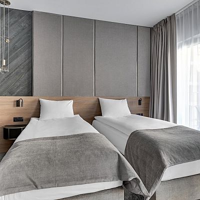 Улучшенный двухместный номер с 2 отдельными кроватями